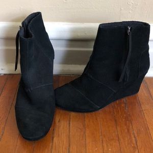 TOMS black wedge booties size 10